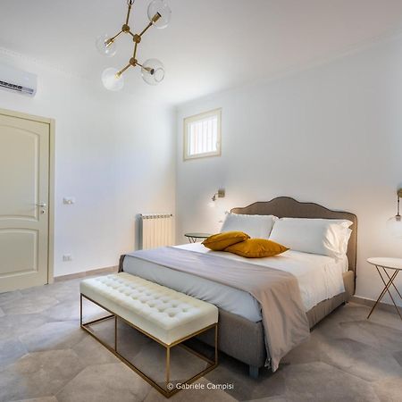 Alma Suite Noto Ngoại thất bức ảnh